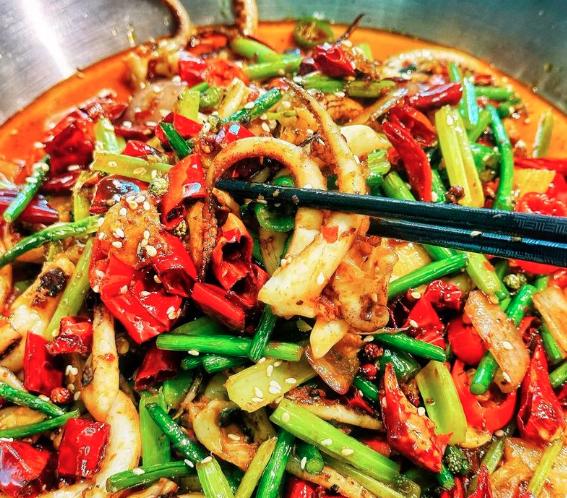 Spicing Up the Globe: An Ode to the Culinary Enchantment of "La Yue Tian Xia" – A Sichuane